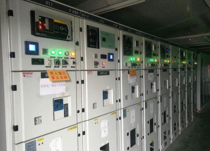 智能開(kāi)關(guān)柜光纖溫度在線(xiàn)監(jiān)測(cè)系統(tǒng)